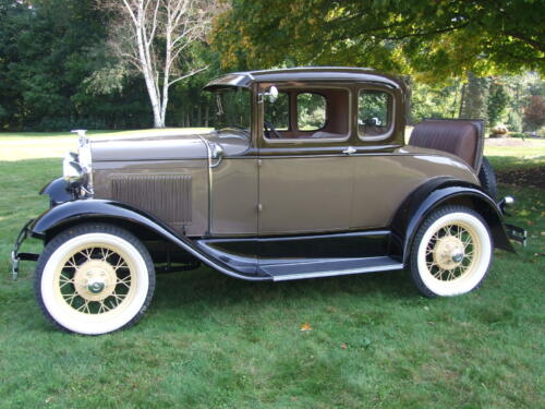 1930 Ford Model A 2dr 001