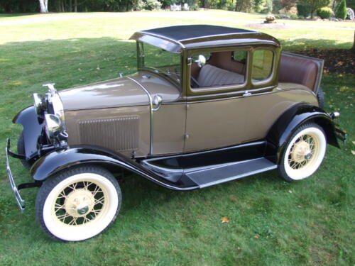 1930 Ford Model A 2dr 002