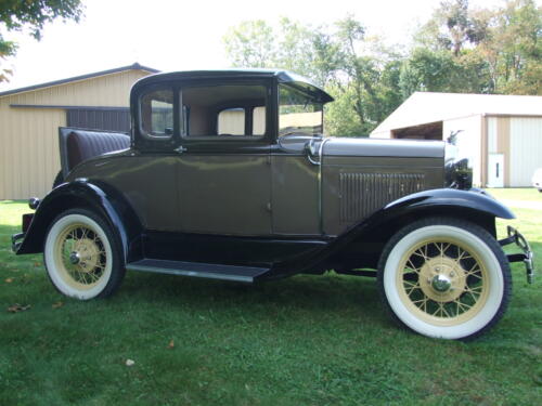 1930 Ford Model A 2dr 007