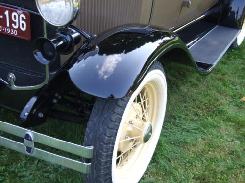 1930 Ford Model A 2dr 017