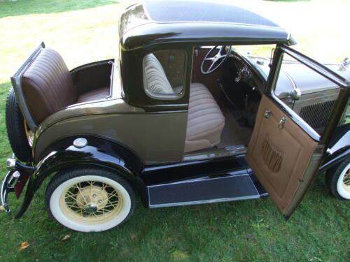 1930 Ford Model A 2dr 115