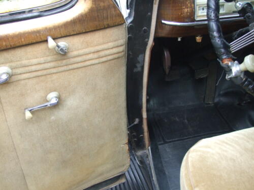 1937 Pontiac Deluxe  4Dr Touring Sedan 8Cyl 134