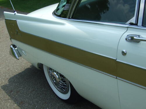 1956-Plymouth-Fury-027