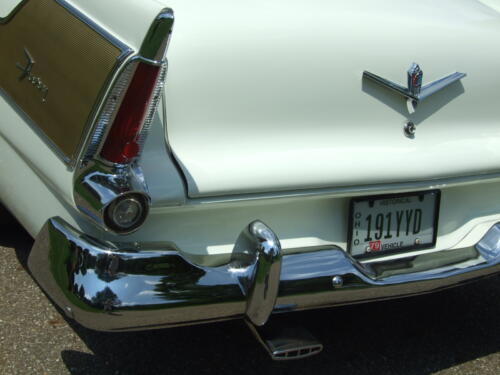 1956-Plymouth-Fury-045