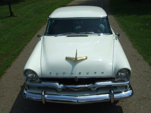 1 1956-Plymouth-Fury-004