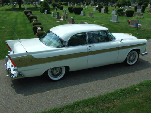 1 1956-Plymouth-Fury-007