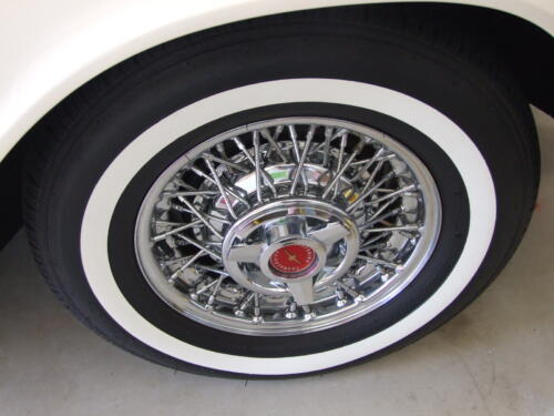 1964 Ford Thunderbird Convertible Tires and Wheels