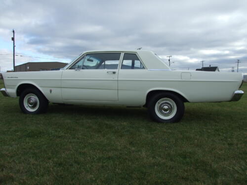 1965 Ford Custom 2dr 390 090