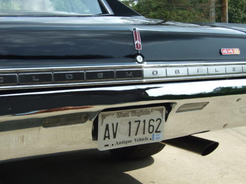 1966-Oldsmobile-442-pic-Carsey-052
