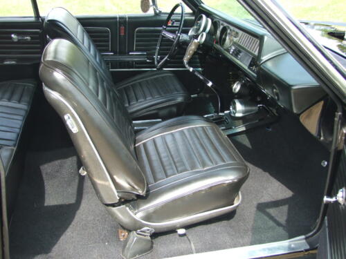 1966-Oldsmobile-442-pic-Carsey-096