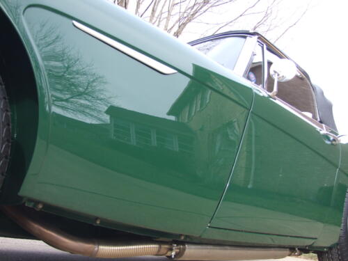 1967-Austin-Healey-3000-MK-III-Roadster-017