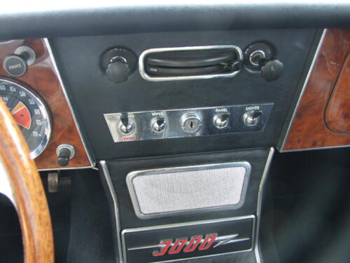 1967-Austin-Healey-3000-MK-III-Roadster-079