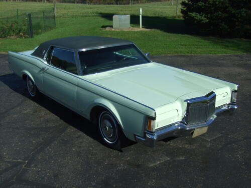 1971 Lincoln Continental Mark III 001