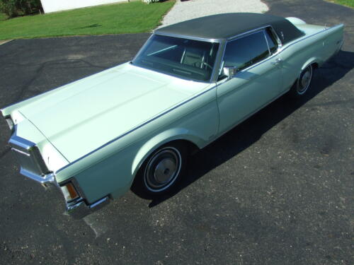 1971 Lincoln Continental Mark III 002