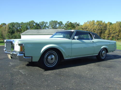 1971 Lincoln Continental Mark III 004