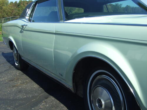 1971 Lincoln Continental Mark III 040
