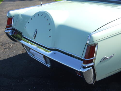 1971 Lincoln Continental Mark III 073