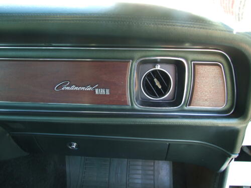 1971 Lincoln Continental Mark III 098
