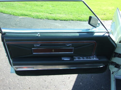 1971 Lincoln Continental Mark III 117