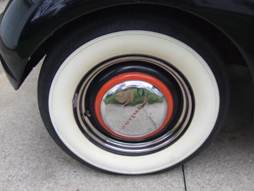 1937 Pontiac Deluxe Sedan Tire and Wheels 11 Pictures