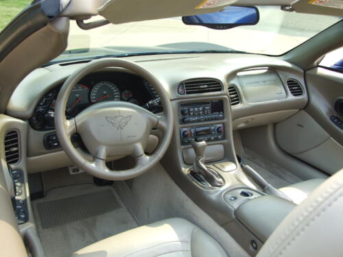 2004 Chevrolet Corvette Conv. Commemorative Edition / Interior 46 Pictures