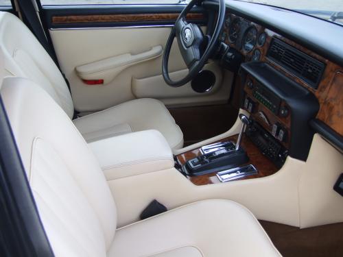 1986 Jaguar XJ6 Series III Vanden Plas Interior Extra 41 Photos